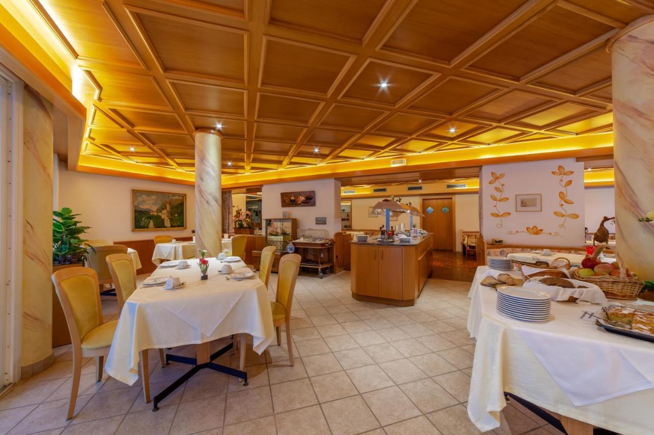 Fruehstuecks-Hotel Olympia Тіроло Екстер'єр фото