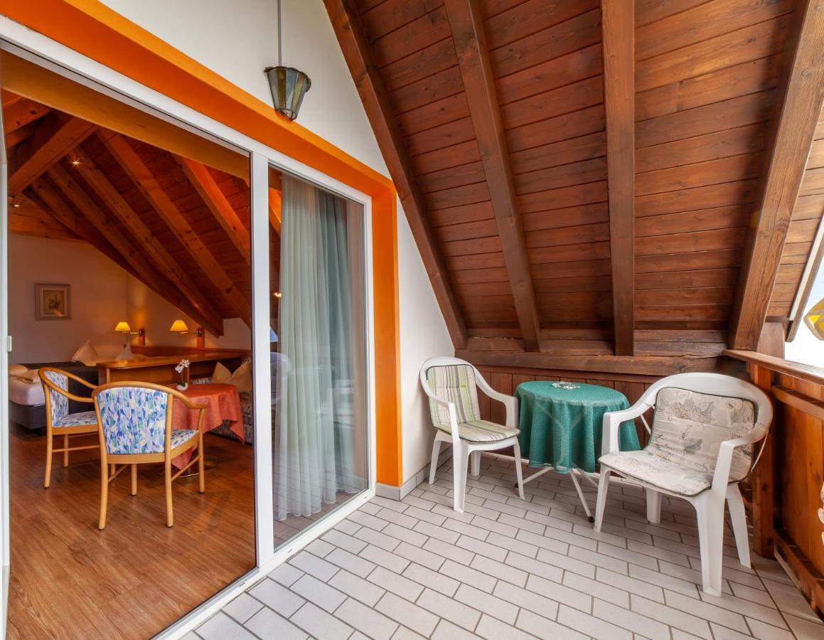 Fruehstuecks-Hotel Olympia Тіроло Екстер'єр фото