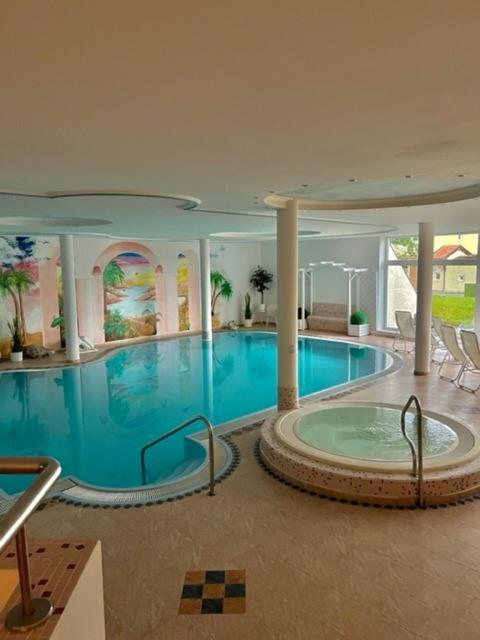Fruehstuecks-Hotel Olympia Тіроло Екстер'єр фото